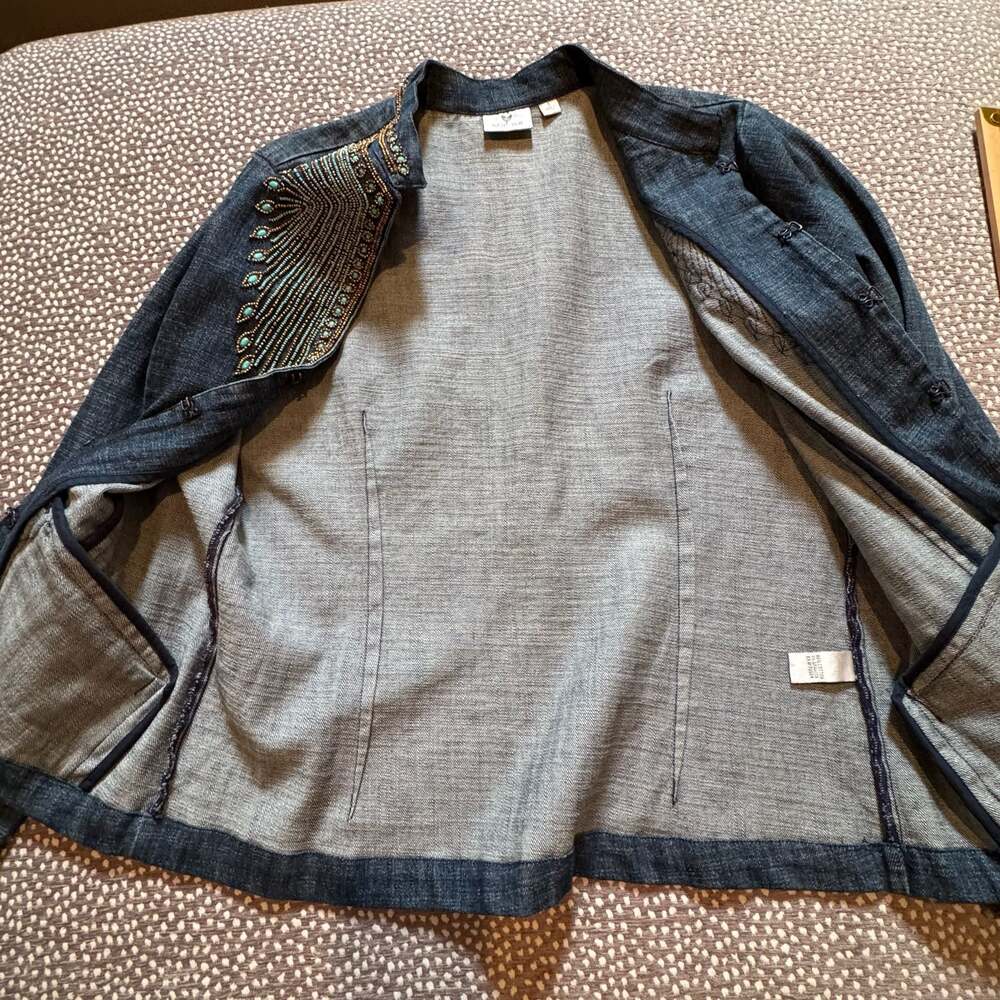 Chico's Embellished Turquoise & Gold Beaded Denim Jacket Size 1/Medium  Like New - Picture 8 of 12